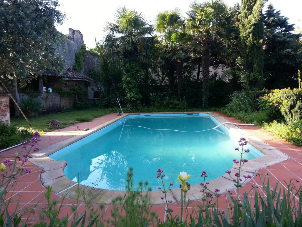 La maison de l'œnologue Poucharramet Extérieur photo